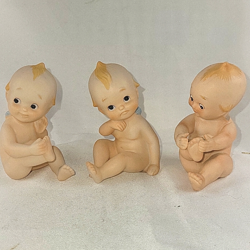 Vintage Lefton Kewpie Dolls Blue Wings Bisque Porcelain Piano Baby Figurine